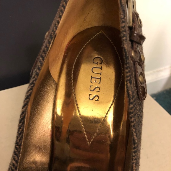 Guess herringbone heel - Picture 3 of 8